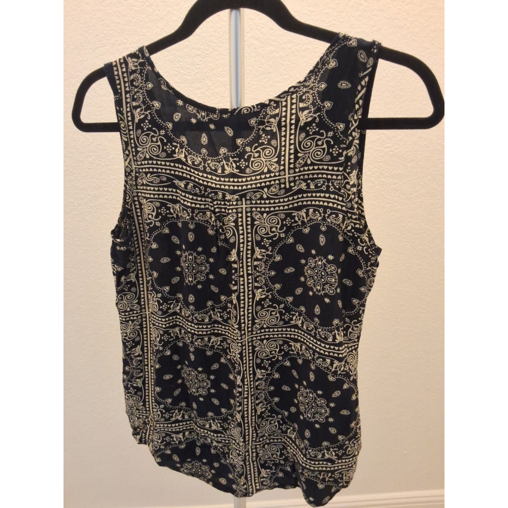 Laffaire Women's Sleeveless Embellished V-neck Boho Top size M - Picture 3 of 7